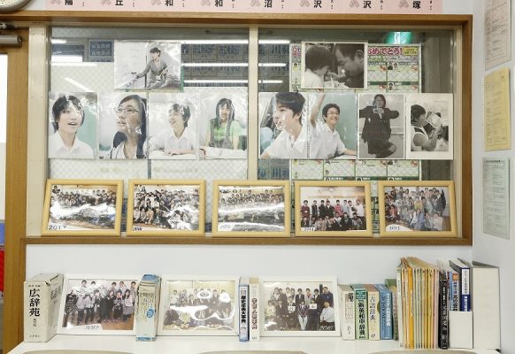 歴代の卒業生写真がずらり！