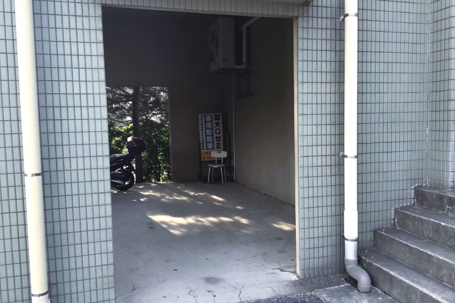 専用駐輪場を完備しています